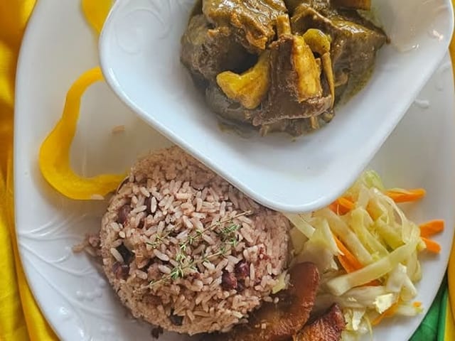 Curried Goat w Roti.